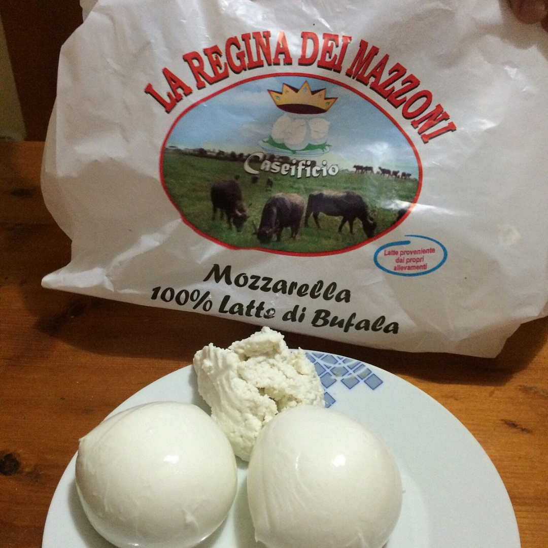 Mozzarella di Bufala La Regina dei Mazzoni: il gusto autentico della tradizione campana