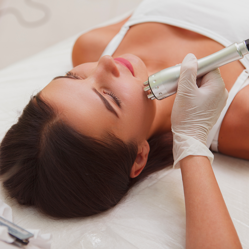Radiofrequenza medica viso: innovazione e bellezza per una pelle più tonica