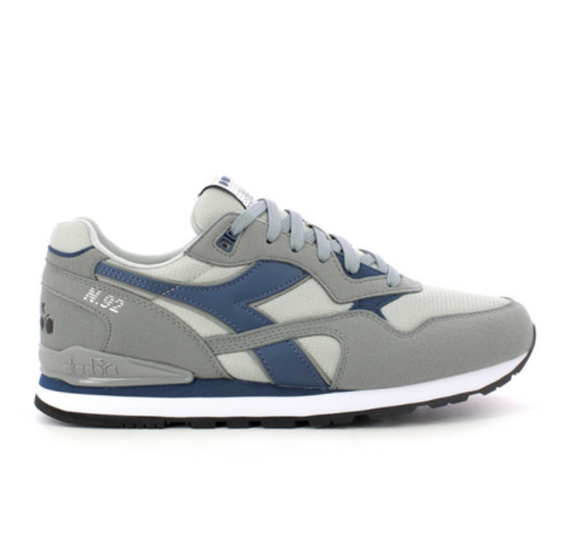 Il tuo prossimo passo ha un nuovo stile: scopri la collezione Fall Winter di SNEAKERS